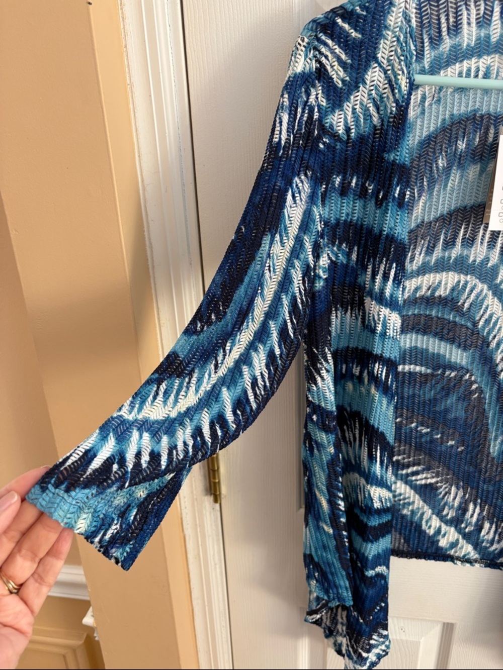 Chico's Easywear Blue & White Open-Front Knit Cardigan NWT size 1 (medium) - Picture 6 of 8
